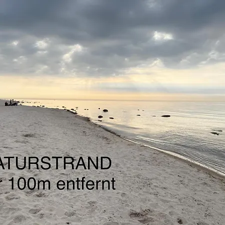 Auf Ruegen - Stellplatz Fuer Wohnmobile , Wohnwagen , Auch Zum Zelten - In Direkter Naehe Zum Naturstrand -natur Pur - Schwalbennest