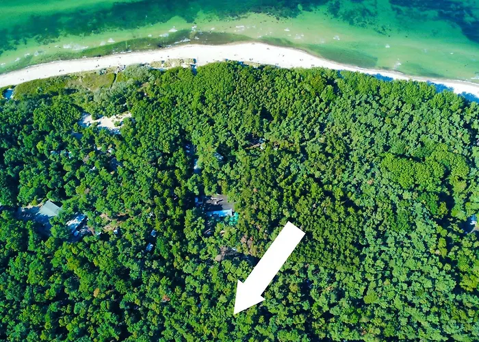 مكان تخييم Auf Ruegen - Stellplatz Fuer Wohnmobile , Wohnwagen , Auch Zum Zelten - In Direkter Naehe Zum Naturstrand -natur Pur - Schwalbennest درانسكي